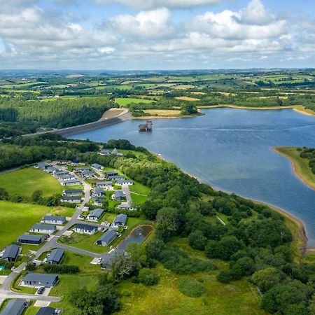 Primrose Lodge, 25 Roadford Lake Lodges Lifton ภายนอก รูปภาพ