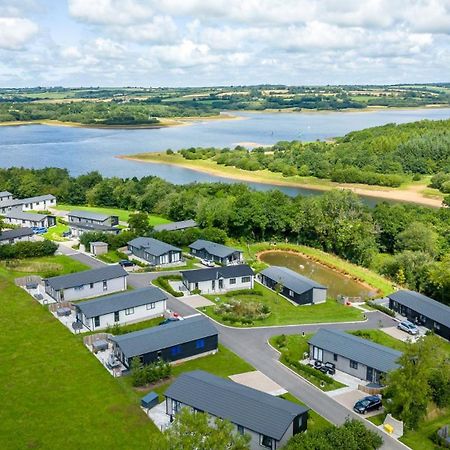 Primrose Lodge, 25 Roadford Lake Lodges Lifton ภายนอก รูปภาพ